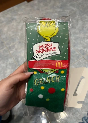 calzini grinch e box merry grinchmas, brand: McDonald's, condizioni: Nuovo con cartellino, taglia: Taglia unica, €5.00, €5.95 include la Protezione acquisti