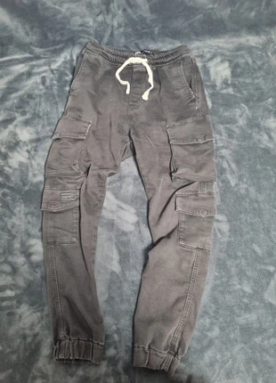 Pantalon cargo negro, marca: Zara, estado: Bom, tamanho: S, €17.00, €18.55 inclui Proteção do Comprador