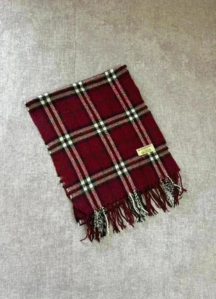 Écharpe Burberry bordeaux, brand: Burberry, condizioni: Ottime, €50.00, €53.20 include la Protezione acquisti Pro
