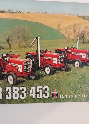 Catalogue IH International 323 383 453, marque: International, état: Très bon état, 8,00 €, 9,10 € Protection acheteurs incluse