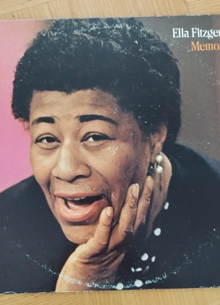 Ella Fitzgerald - memories vinyle LP, zustand: Gut, 8,00 €, 9,10 € inklusive Vinted-Käuferschutz