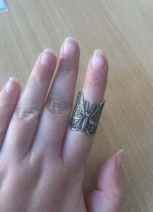 Anello farfalla, zustand: Gut, größe: 56.9 mm / 18.1 mm Ø, 1,00 €, 1,75 € inklusive Vinted-Käuferschutz