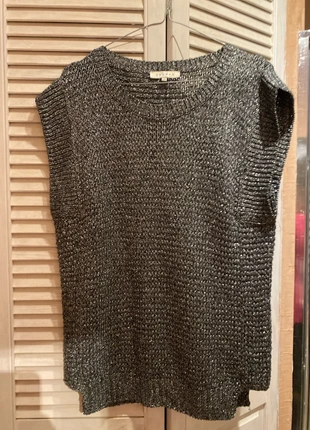 Pull sans manches Sandro, marque: Sandro, état: Très bon état, taille: S / 36 / 8, 30,00 €, 32,20 € Protection acheteurs incluse