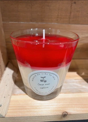 Bougie gourmande parfumée cerise noire explosive, brand: bougie, condition: Very good, €12.00, €13.30 includes Buyer Protection