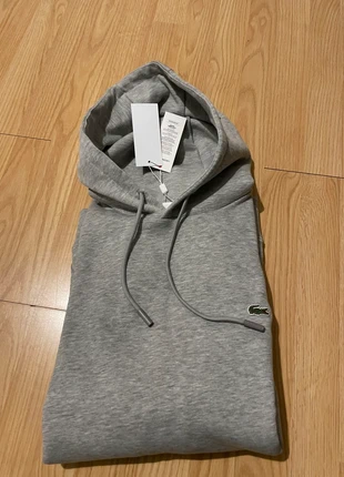 Sweat à capuche Lacoste Neuf avec étiquette, marque: Lacoste, état: Neuf avec étiquette, taille: M, 59,99 €, 63,69 € Protection acheteurs incluse