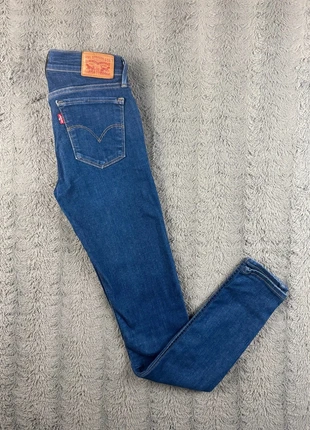Magnifique Jean Skinny Femme Lévi's 710 W26L32 brut, marque: Levi's, état: Très bon état, taille: XS / 34 / 6, 29,00 €, 31,15 € Protection acheteurs (Pro) incluse