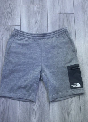 🩳Short The North Face, marque: The North Face, état: Neuf sans étiquette, taille: XXL, 30,00 €, 32,20 € Protection acheteurs incluse