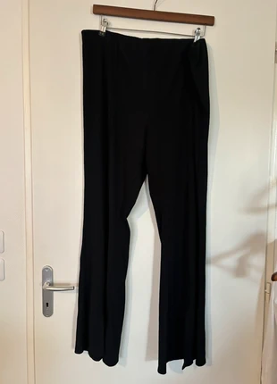 Pantalon noir côtelé bootcut/pat d’eph, merk: New Look, staat: Nieuw met prijskaartje, maat: 6XL / 52 / 24, € 11,00, € 12,25 inclusief Kopersbescherming