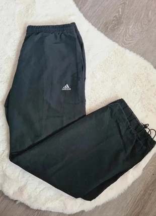 Jogging vintage Adidas Climalite noir – coupe large / taille M, marke: adidas, zustand: Sehr gut, größe: M, 20,00 €, 21,70 € inklusive Vinted-Käuferschutz