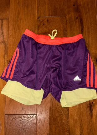 Short vintage Adidas Respire, brand: adidas, condition: Very good, size: XS / 34 / 6, €10.00, €11.20 includes Buyer Protection