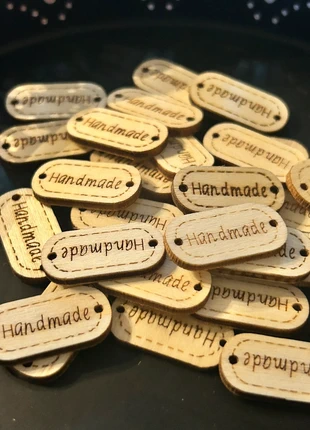 30 Targhette in Legno Naturale – Incise “Handmade” | Made in Italy, zustand: Neu, mit Etikett, 4,50 €, 5,43 € inklusive Vinted-Käuferschutz