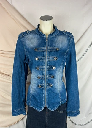 Structured denim jacket with parallel silver buttons and a zipper, marque: Vintage, état: Très bon état, taille: XL / 42 / 14, 42,00 €, 44,80 € Protection acheteurs (Pro) incluse