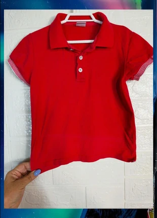 Bonito y favorecedor polo de color rojo con rallitas blancas🎈, brand: Ativo, condizioni: Ottime, taglia: 24-36 mesi / 92 cm, €3.00, €3.85 include la Protezione acquisti