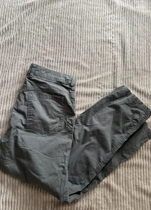 Pantacourt Columbia taille 36 en très bon état pantalon 9, brand: Columbia, condizioni: Ottime, taglia: S / IT 40 / EU 36, €13.00, €14.35 include la Protezione acquisti