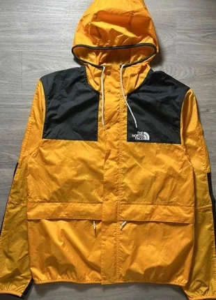 Veste Kaway The North Face imperméable / jaune noir logo blanc / Taille L, marque: The North Face, état: Très bon état, taille: L, 45,00 €, 47,95 € Protection acheteurs incluse