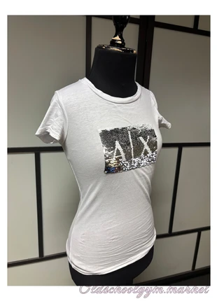 Armani Exchange Tee, marque: Armani Exchange, état: Très bon état, taille: XS / 34 / 6, 10,00 €, 11,20 € Protection acheteurs incluse