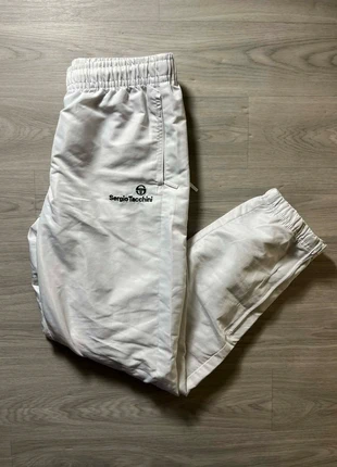 Jogging Sergio Tacchini / blanc logo brodé noir / Taille S, brand: Sergio Tacchini, condizioni: Ottime, taglia: S, €30.00, €32.20 include la Protezione acquisti