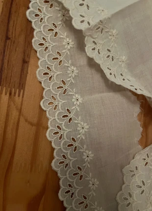 Accessoires dentelle Arlésienne, marque: Coton, état: Neuf avec étiquette, 4,00 €, 4,90 € Protection acheteurs incluse