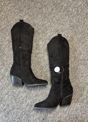 Bottes western noires en suédine haute qualité, brand: Santiags, condition: New with tags, size: 41, €45.00, €47.95 includes Buyer Protection