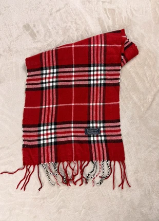 Écharpe Burberrys rework – carreaux rouge, marque: Re-Worked, état: Neuf sans étiquette, 21,00 €, 22,75 € Protection acheteurs incluse