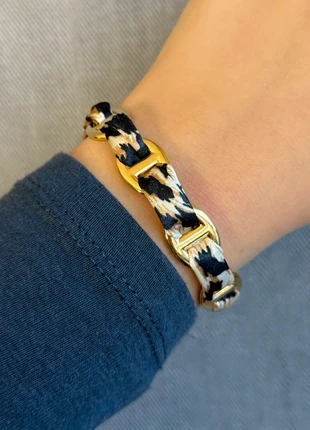 Jonc léopard ajustable et en acier inoxydable, état: Très bon état, 12,00 €, 13,30 € Protection acheteurs incluse