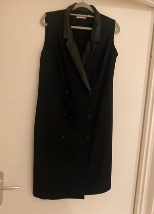 Robe tailleur, marque: 3 Suisses, état: Très bon état, taille: M / 38 / 10, 10,00 €, 11,20 € Protection acheteurs incluse