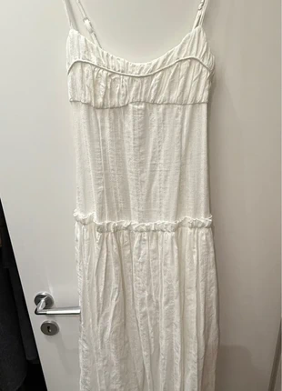 Long strappy low waist white dress, brand: Peppermayo, condizioni: Nuovo senza cartellino, taglia: S / IT 40 / EU 36, €45.00, €47.95 include la Protezione acquisti