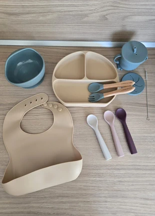 Set Repas Bébé Fille 9 Pièces Silicone Sans BPA – Cadeaux Exclusifs Inclus – Neuf, brand: la magie des kids, condition: New with tags, €16.97, €18.52 includes Buyer Protection Pro