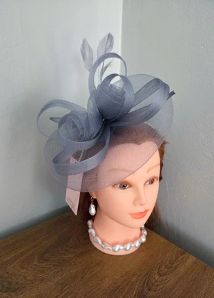 🤍Elegant Grey Fascinator 22cm, brand: Ascot, condition: New with tags, size: One size, £10.99, £12.24 includes Buyer Protection