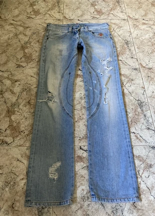 Y2K Distressed Denim with Knee Patch Panels, brand: Vintage Dressing, condizioni: Ottime, taglia: XXS / IT 36 / EU 32, €15.00, €16.45 include la Protezione acquisti