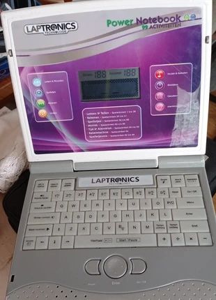 Laptronics kinder laptop met leerfunctie, merk: Plantronics, staat: Goed, maat: 3 jaar / 98 cm, € 5,00, € 5,95 inclusief Kopersbescherming