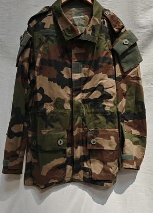 Veste de combat T4 S2 zone tempérée Armée française, merk: COMBAT, staat: Heel goed, maat: L, € 13,00, € 14,35 inclusief Kopersbescherming Pro