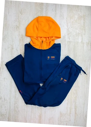 Survêtement / Ensemble du FC Barcelone | Taille S | très bon état | style sportswear, brand: Nike, condizioni: Ottime, taglia: S, €27.00, €29.05 include la Protezione acquisti