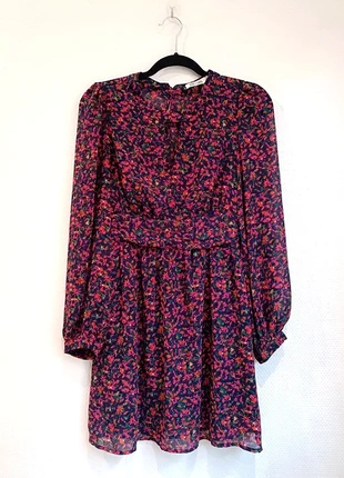 Robe fluide Fleurie Ikoone&bianka - S - Violet Multicolore - État : excellent, marque: Ikoone&Bianka, état: Très bon état, taille: S / 36 / 8, 17,00 €, 18,55 € Protection acheteurs (Pro) incluse