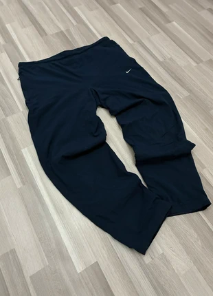 Nike Vintage Trackpants, marque: Nike, état: Très bon état, taille: M, 23,00 €, 24,85 € Protection acheteurs incluse