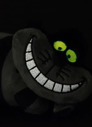 Porte clé Cheschire Cat Japon, brand: Disneyland Paris, condition: New with tags, size: One size, €45.00, €47.95 includes Buyer Protection