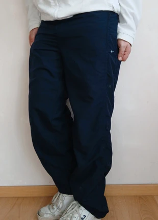 Jogging large Nike vintage taille M Homme, brand: Nike, condition: Satisfactory, size: M, €27.00, €29.05 includes Buyer Protection Pro