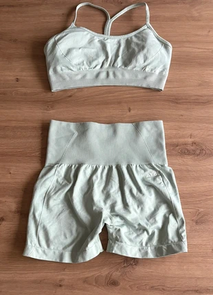 Ensemble AYBL taille S, brand: AYBL, condizioni: Ottime, taglia: S / IT 40 / EU 36, €45.00, €47.95 include la Protezione acquisti