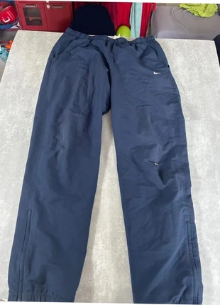 Jogging Nike bleu marine – Homme 54/56 – Défaut genou, marque: Nike, état: Satisfaisant, taille: L, 7,00 €, 8,05 € Protection acheteurs incluse