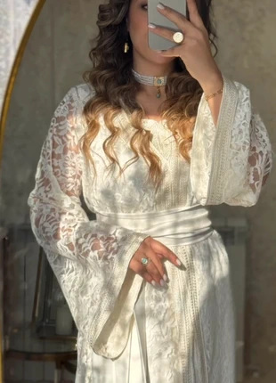 Robe brodée takchita karakou caftan algérien marocain khotba traditionnel mariage hlel henna, marque: CHIC, état: Neuf avec étiquette, taille: Taille unique, 95,00 €, 100,45 € Protection acheteurs incluse