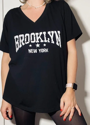 T shirt femme noire brooklyn taille 46 / SHEIN, marque: Shein, état: Très bon état, taille: XXXL / 46 / 18, 4,00 €, 4,90 € Protection acheteurs (Pro) incluse