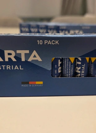 20x Varta Batterien Industrial Pro AAA 1,5 V Neu & Originalverpackt, brand: VARTA, condizioni: Nuovo con cartellino, €3.50, €4.38 include la Protezione acquisti
