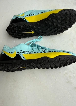 Nike Phantom new, marque: Nike, état: Neuf sans étiquette, taille: 37, 8,00 €, 9,10 € Protection acheteurs incluse