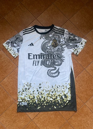 Maglia Real Madrid, marca: adidas, estado: Nuevo sin etiquetas, tamaño: XL, 18,00 €, 19,60 € Protección al comprador incluida