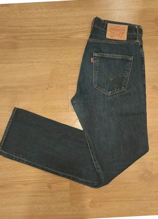 Jean Levi’s 501 Bleu Marine Brut Coupe droite Vintage Homme W30 L32 / FR40, marque: Levi's, état: Très bon état, taille: W30 | FR 40, 35,00 €, 37,45 € Protection acheteurs incluse