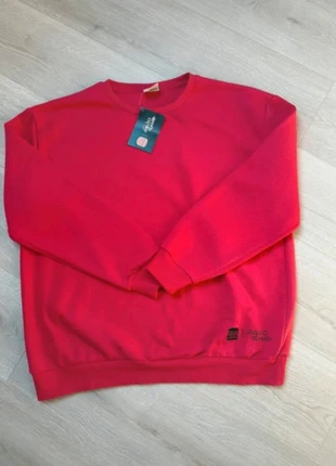 Pull Squid Game Netflix Burger KING Neuf Taille Unique Rose, brand: Squid Game, condition: New with tags, size: One size, €10.00, €11.20 includes Buyer Protection