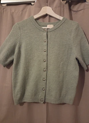Pull manches courtes vert, brand: H&M, condizioni: Ottime, taglia: S / IT 40 / EU 36, €4.50, €5.43 include la Protezione acquisti