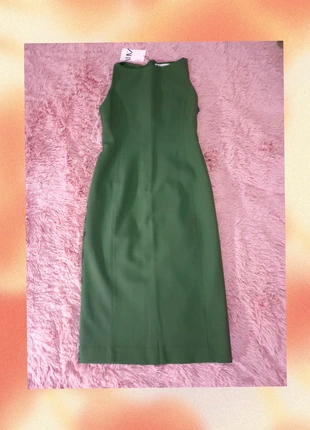Vestido tubo verde Zara, brand: Zara, condizioni: Nuovo con cartellino, taglia: L / IT 44 / EU 40, €30.00, €32.20 include la Protezione acquisti