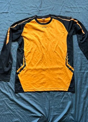Kipsta haut de sport manche longue orange noir, brand: Kipsta, condition: New without tags, size: M, €15.00, €16.45 includes Buyer Protection