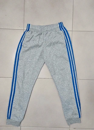 Pantalone Tuta Adidas Ragazzo, marca: adidas, estado: Novo sem etiquetas, tamanho: 12 anos / 152 cm, €7.00, €8.05 inclui Proteção do Comprador